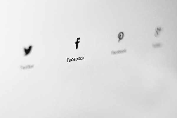 social media, a pr firmy