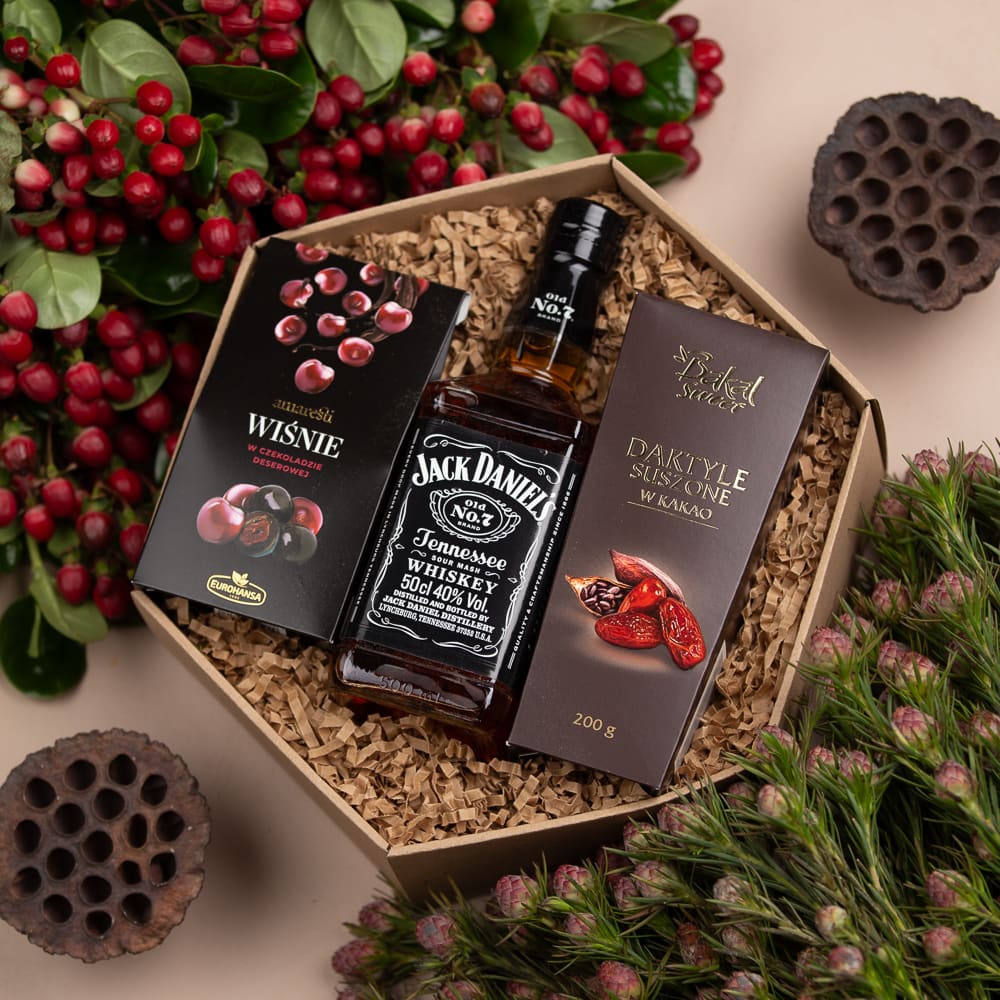 Pudełko prezentowe z whisky Jack Daniels – Oktawia Pudełko prezentowe z whisky Jack Daniels