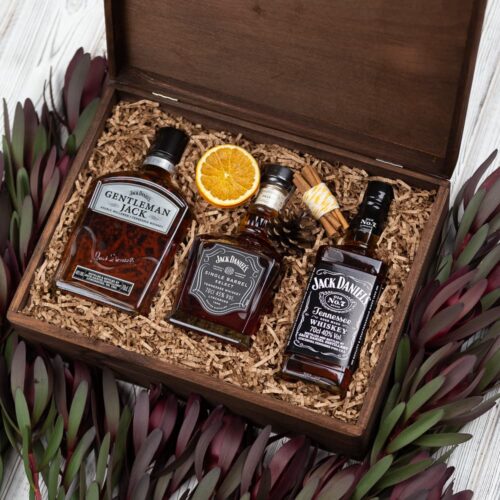 elegancki zestaw prezentowy whisky