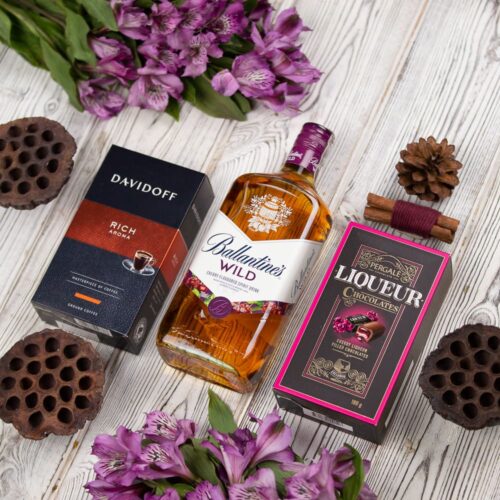 prezent z whisky Ballantines Wild