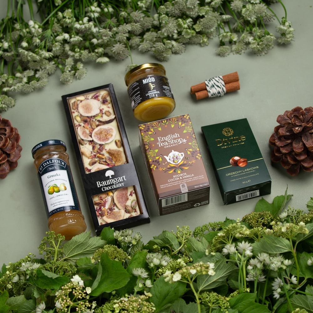 Box ze słodyczami na prezent – Pia Box ze słodyczami na prezent - Pia - obrazek 4