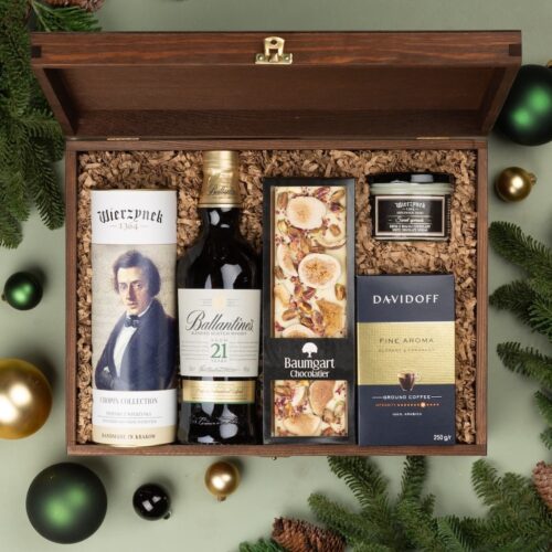 Kosz prezentowy dla mężczyzny z whisky Ballantine’s 21 – Jane Kosz prezentowy dla mężczyzny z whisky Ballantine's 21 - Jane